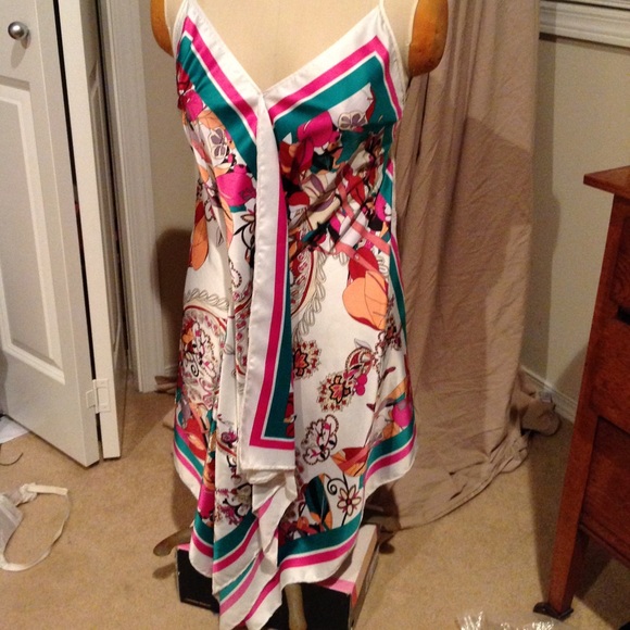 Dresses & Skirts - Strappy silky colorful dress